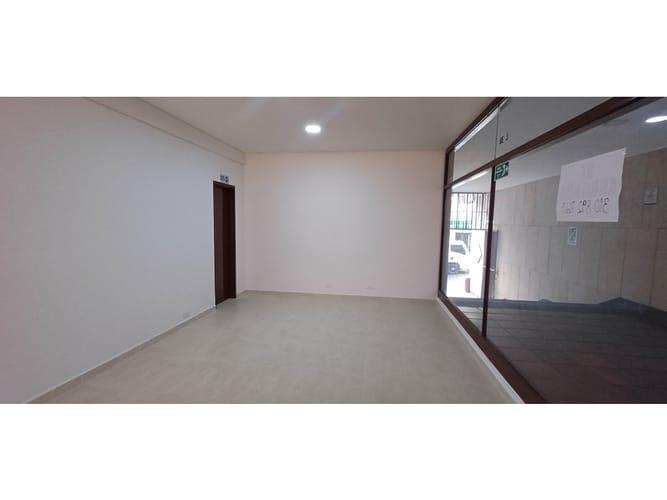 Consultorio en arriendo en El Centro, Manizales, 22 m² · foto 2 de 8