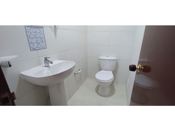 Consultorio en arriendo en El Centro, Manizales, 22 m² · foto 8 de 8