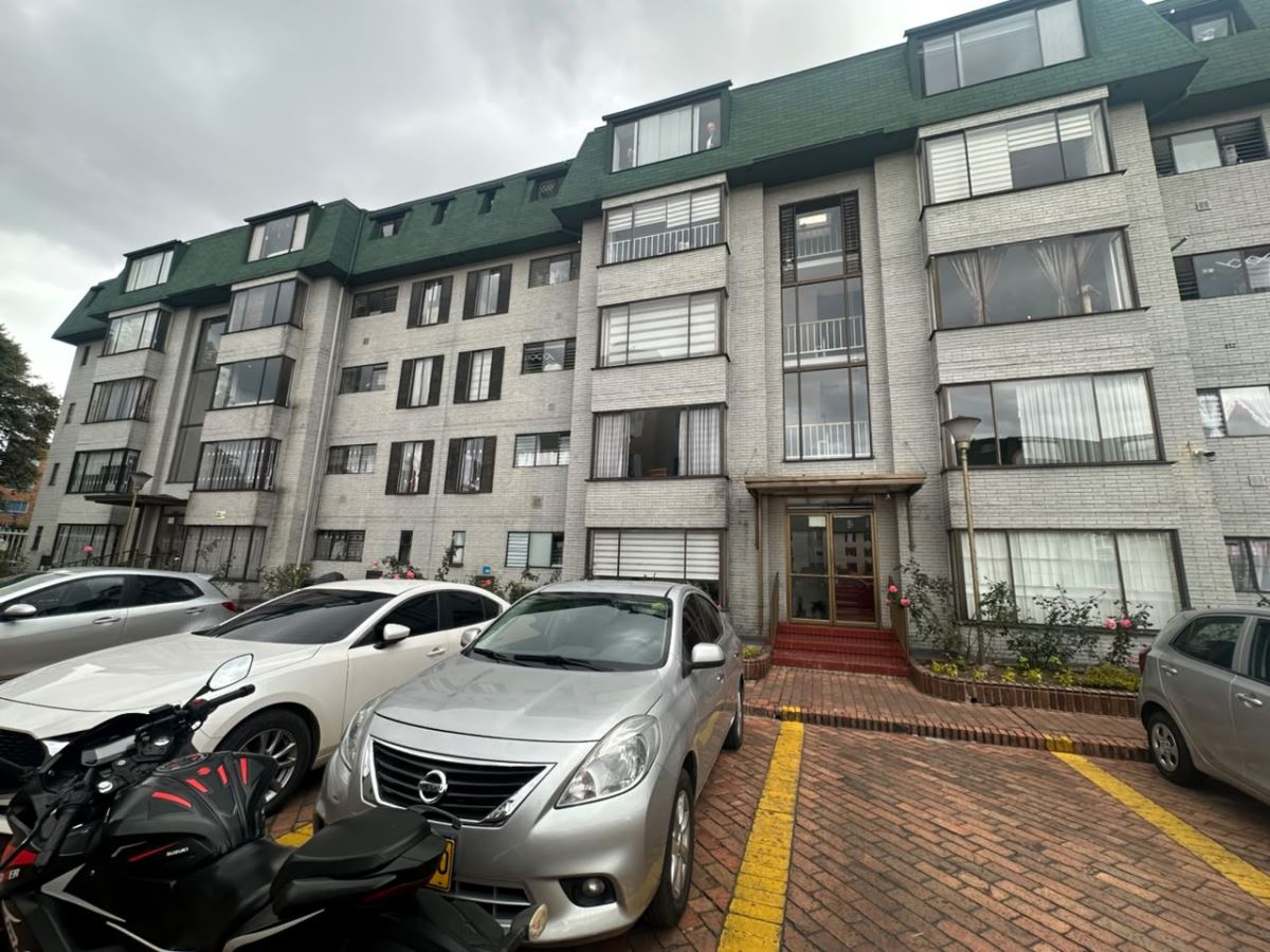 Apartamento en venta en Engativá, Bogotá · foto 2 de 15