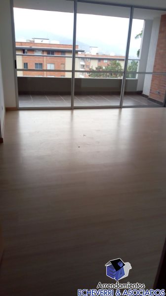 Apartamento en arriendo en Loma Del Esmeraldal, Envigado · foto 6 de 16