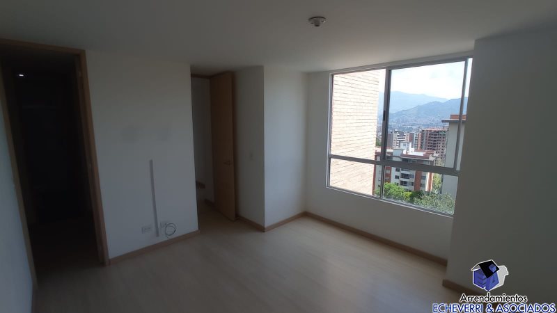 Apartamento en arriendo en Loma Del Esmeraldal, Envigado · foto 14 de 16
