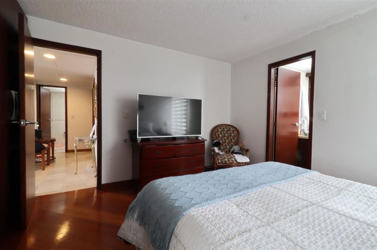 Apartamento en venta en Engativá, Bogotá · foto 10 de 15