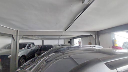 Bodega en arriendo en Laureles, Medellín, 750 m² · foto 6 de 18