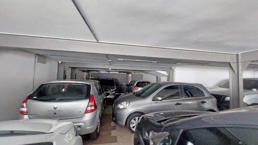 Bodega en arriendo en Laureles, Medellín, 750 m² · foto 7 de 18