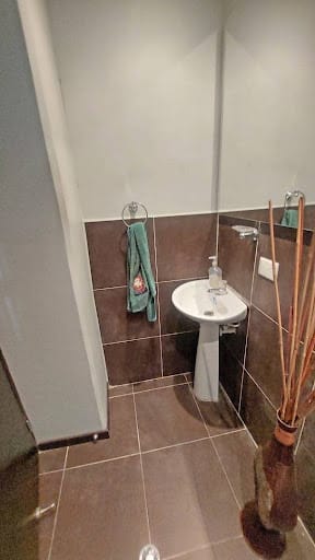 Bodega en arriendo en Laureles, Medellín, 750 m² · foto 15 de 18