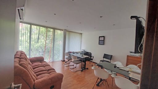 Bodega en arriendo en Laureles, Medellín, 750 m² · foto 17 de 18