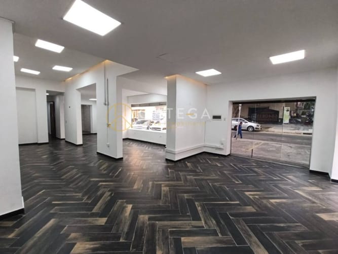 Local en arriendo en Mejoras Publicas, Bucaramanga, 146 m² · foto 2 de 12