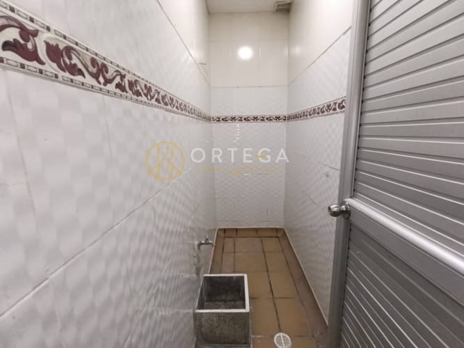 Local en arriendo en Mejoras Publicas, Bucaramanga, 146 m² · foto 10 de 12