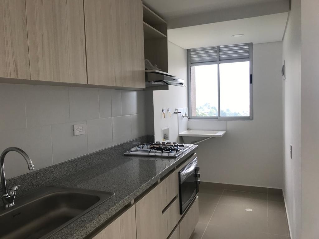 Apartamento en venta en La Ferreria, La Estrella · foto 2 de 17