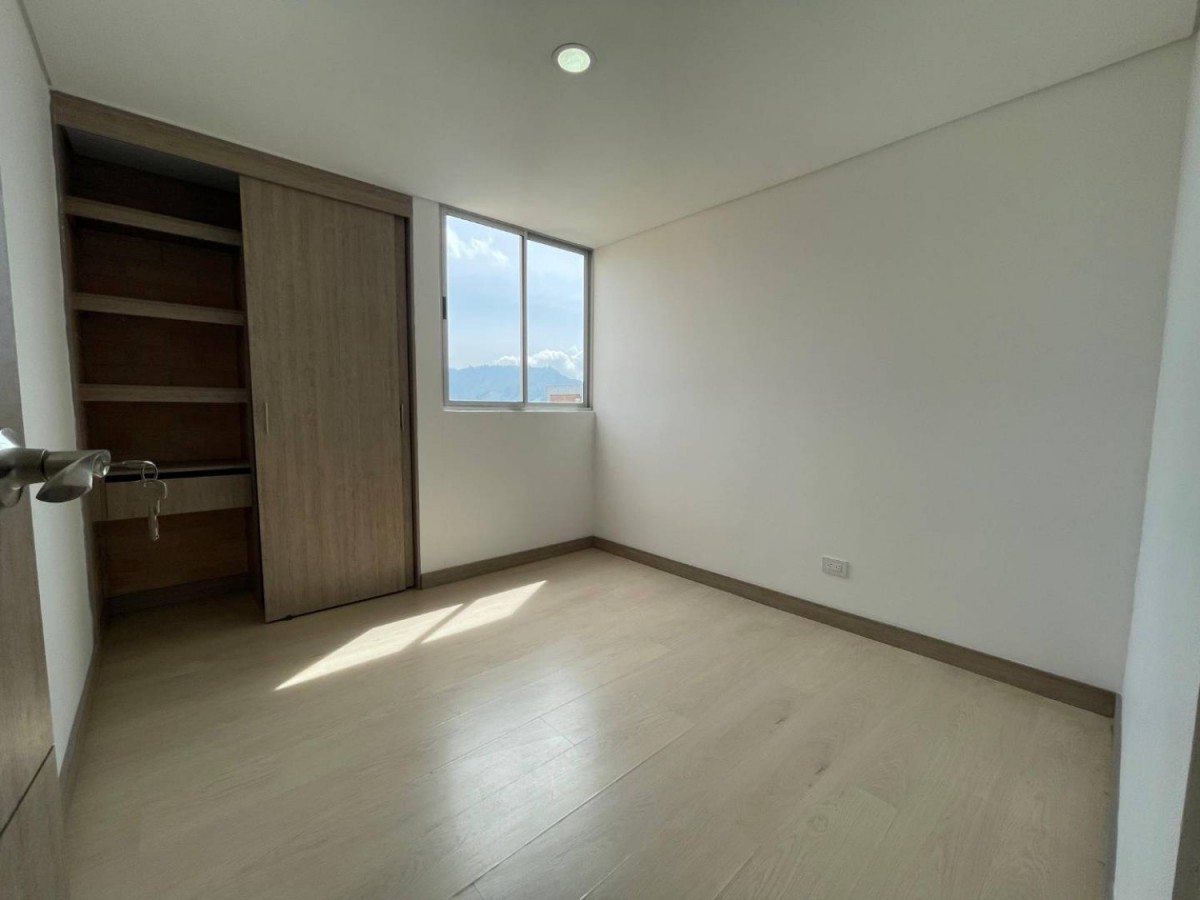 Apartamento en venta en La Ferreria, La Estrella · foto 12 de 17