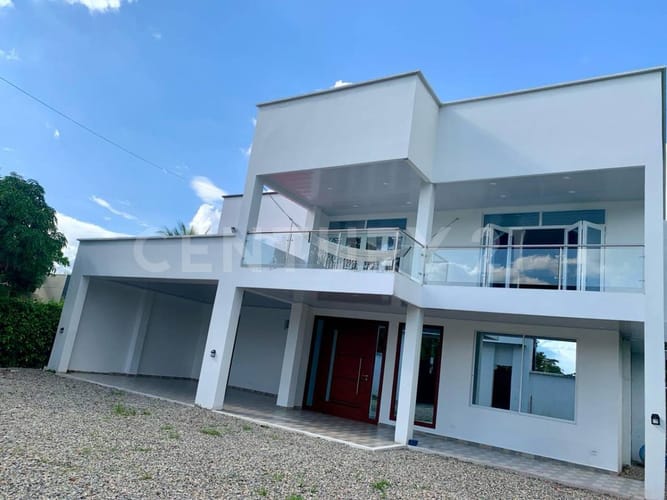 Casa de 8 alcobas en venta en Barcelona, Villavicencio, 700 m² · foto 4 de 22