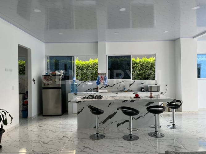 Casa de 8 alcobas en venta en Barcelona, Villavicencio, 700 m² · foto 8 de 22