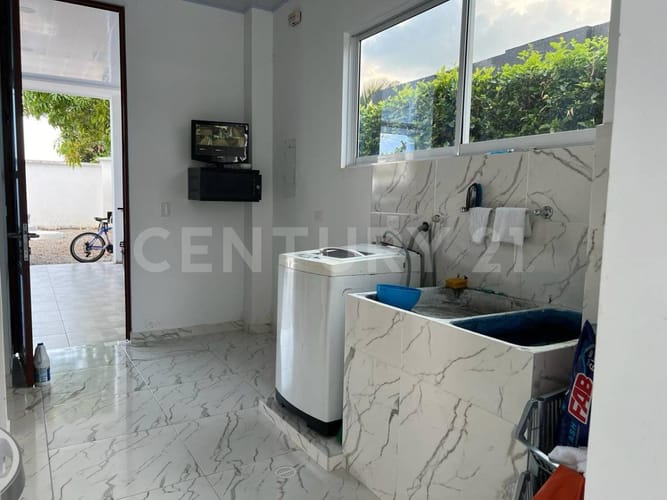 Casa de 8 alcobas en venta en Barcelona, Villavicencio, 700 m² · foto 10 de 22
