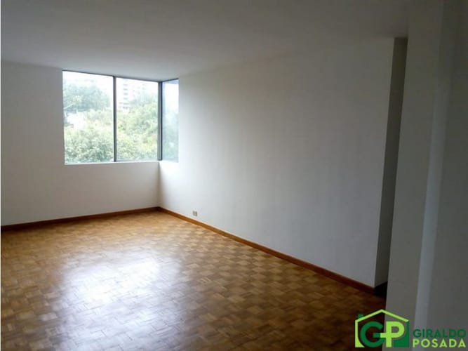 Apartamento de 2 alcobas en arriendo en Patio Bonito, Medellín, 80 m² · foto 15 de 16