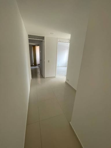 Apartamento de 3 alcobas en arriendo en Los Colores, Medellín, 110 m² · foto 14 de 18