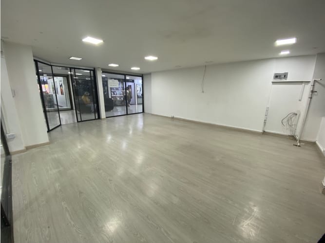 Local en arriendo en Palermo, Manizales, 33 m² · foto 2 de 2