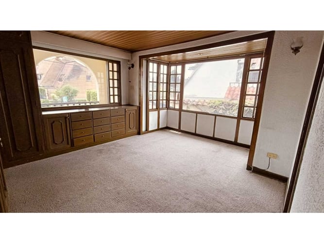 Casa de 4 alcobas en venta en Lindaraja, Bogotá, 415 m² · foto 9 de 22