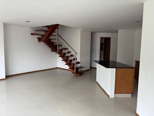 Apartamento en venta en Aves Maria, Itagüí · foto 3 de 8