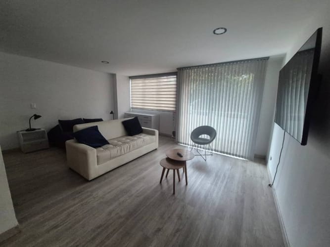 Apartamento de 1 alcoba en arriendo en Laureles, Medellín, 45 m² · foto 11 de 13