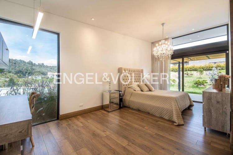 Casa de 3 alcobas en venta en Las Palmas, Envigado, 510 m² · foto 15 de 21