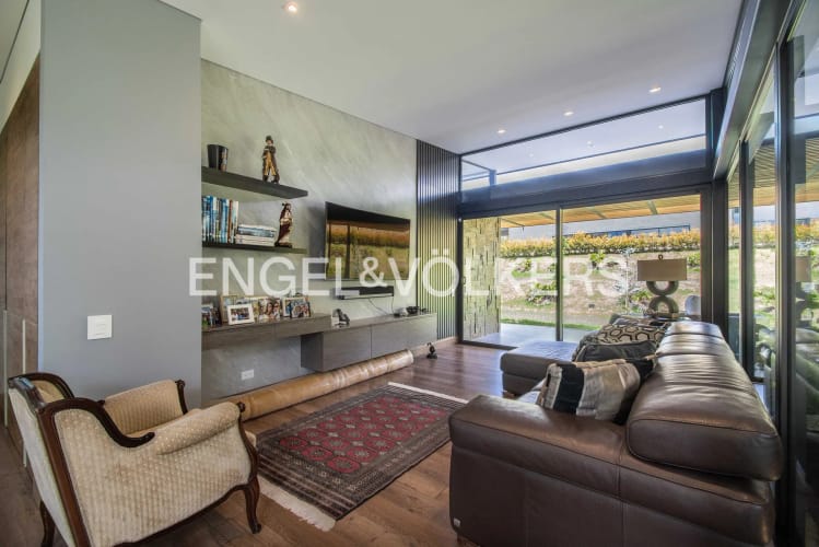 Casa de 3 alcobas en venta en Las Palmas, Envigado, 510 m² · foto 11 de 21