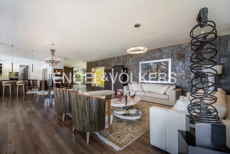 Casa de 3 alcobas en venta en Las Palmas, Envigado, 510 m² · foto 2 de 21