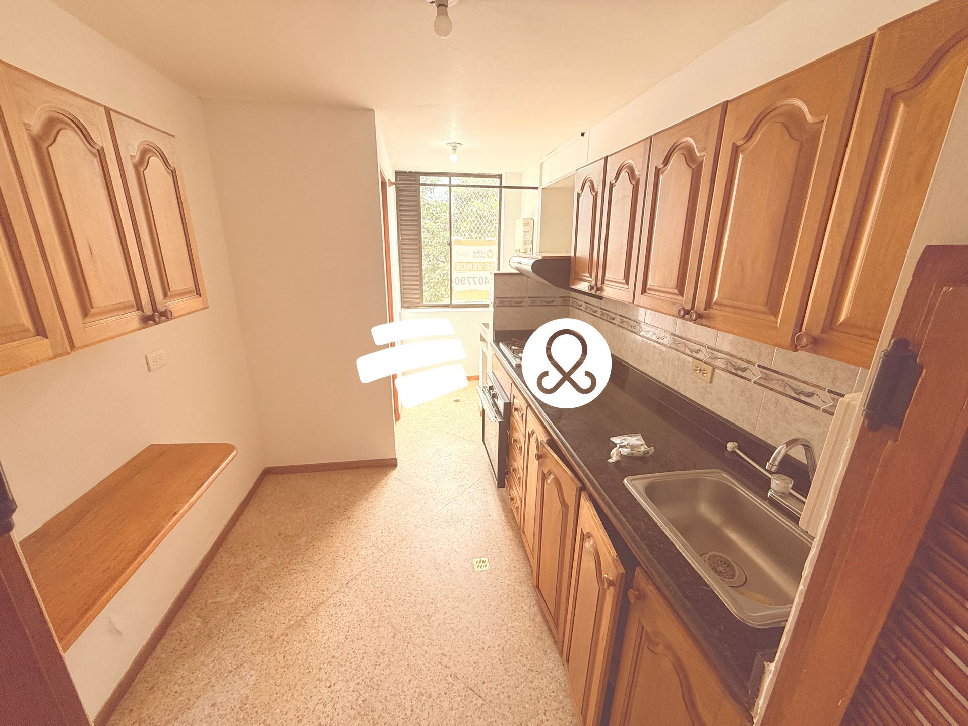 Apartamento en venta en El Poblado, Medellín · foto 2 de 9