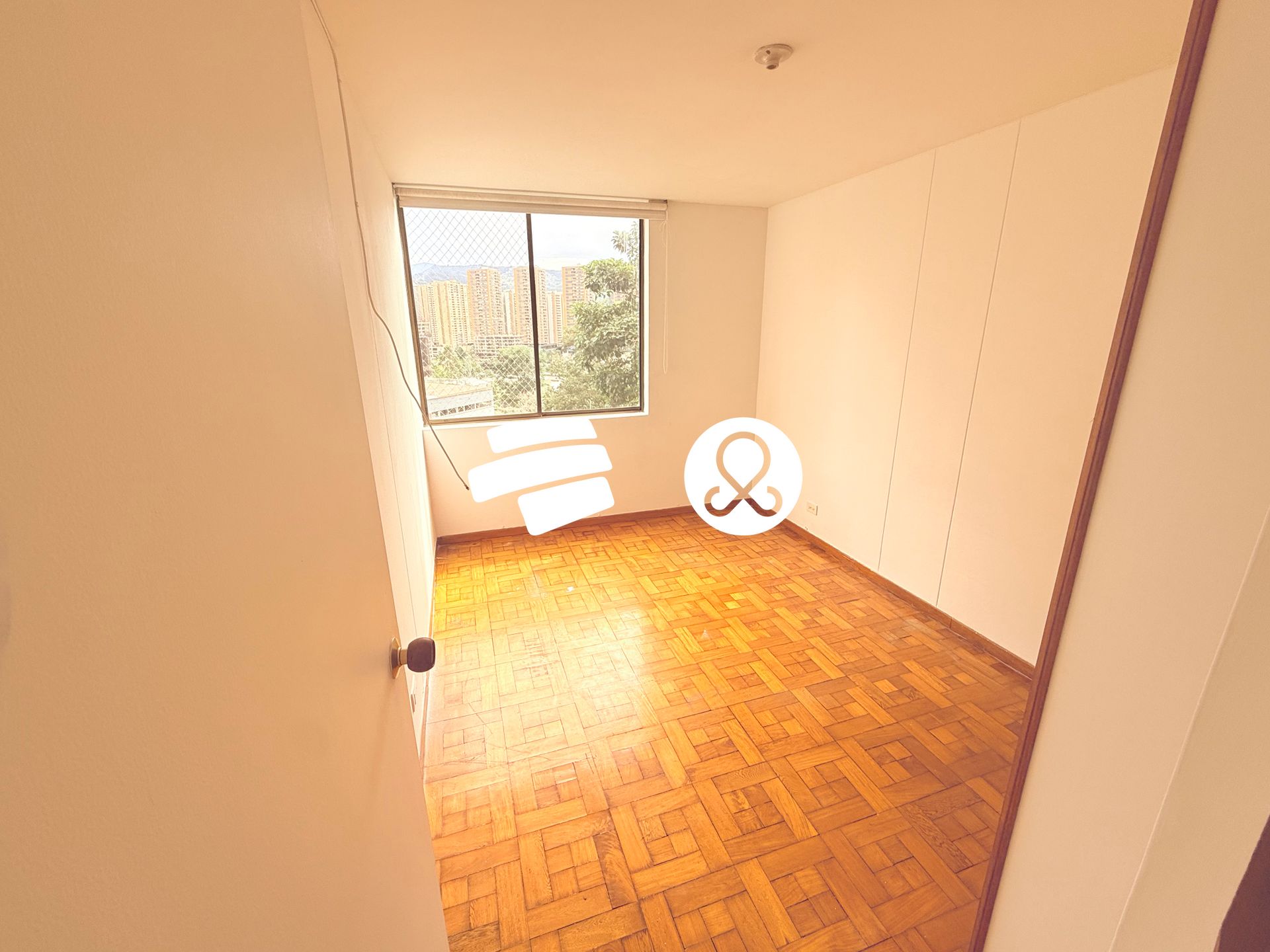 Apartamento en venta en El Poblado, Medellín · foto 3 de 9