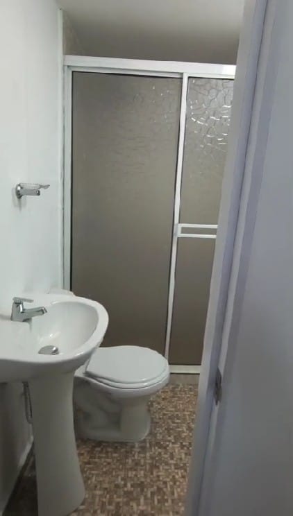 Casa de 6 alcobas en venta en Villa Centenario, Armenia, 150 m² · foto 9 de 23
