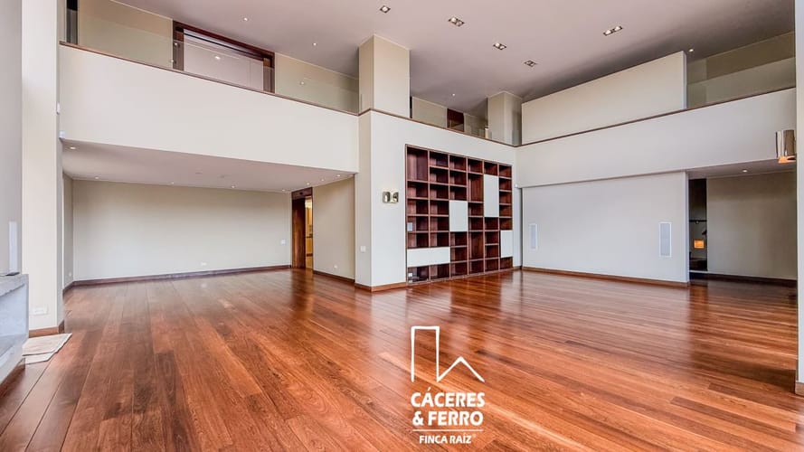 Apartamento en venta en El Refugio, Bogotá · foto 2 de 24