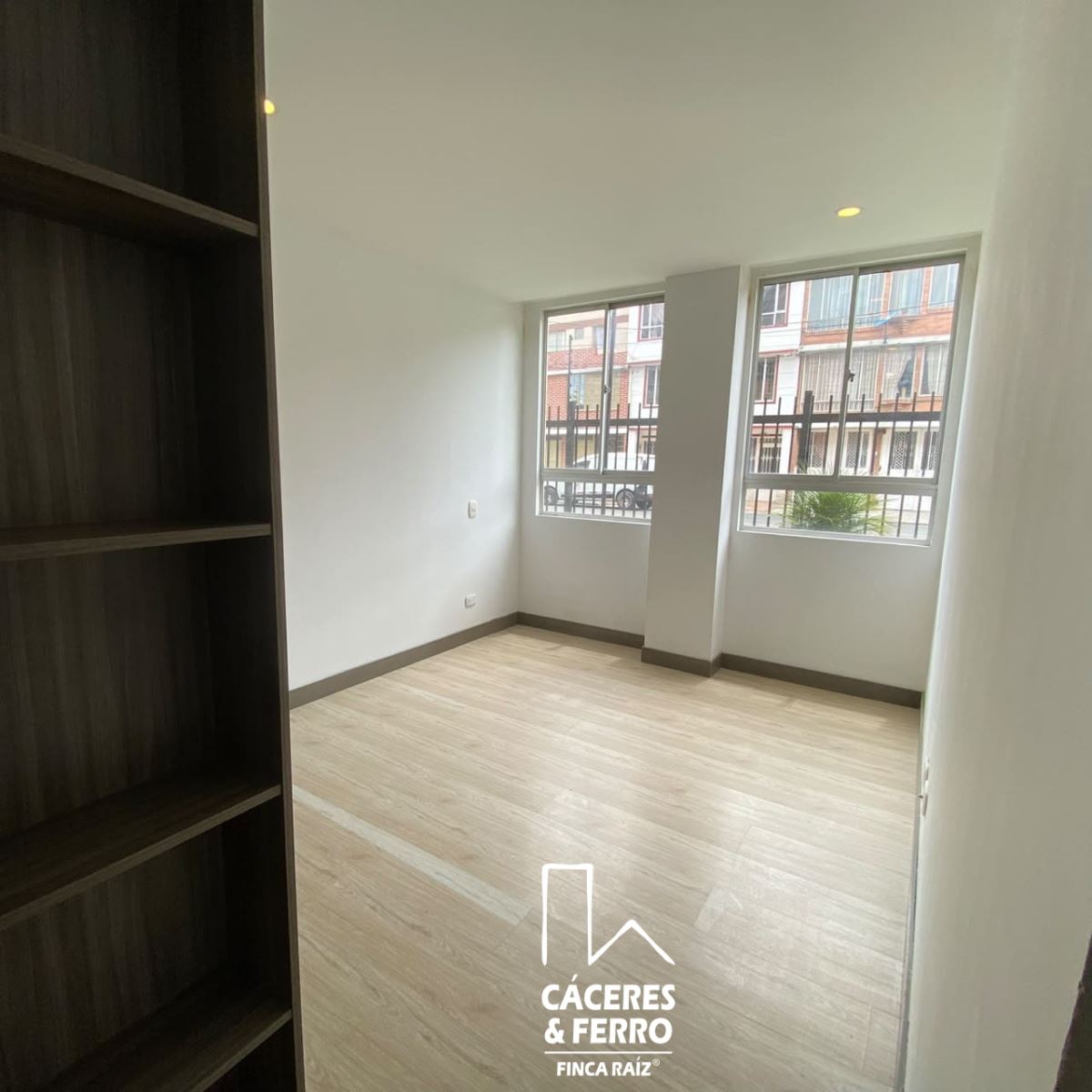 Apartamento en venta en Provivienda Oriental, Bogotá · foto 8 de 24