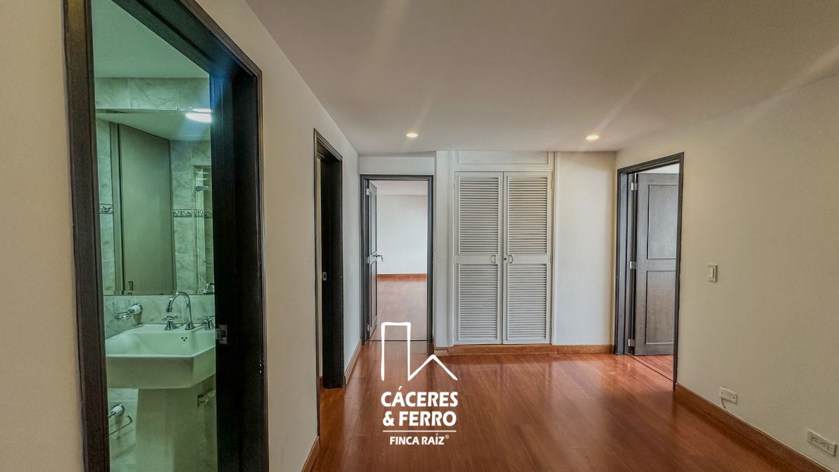 Apartamento en venta en Santa Barbara, Bogotá · foto 16 de 24