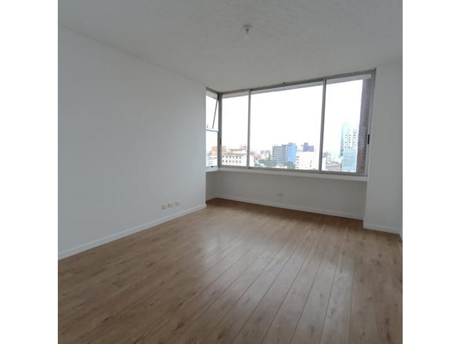 Apartamento de 3 alcobas en venta en Centenario, Cali, 300 m² · foto 7 de 22