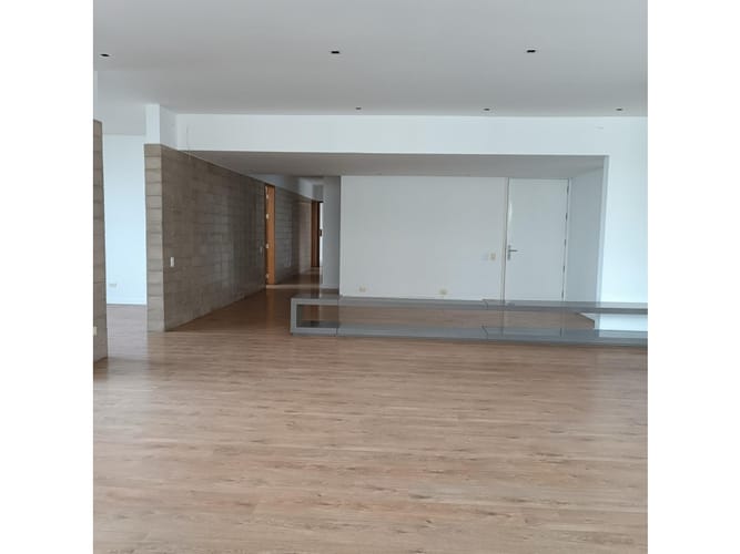 Apartamento de 3 alcobas en venta en Centenario, Cali, 300 m² · foto 14 de 22