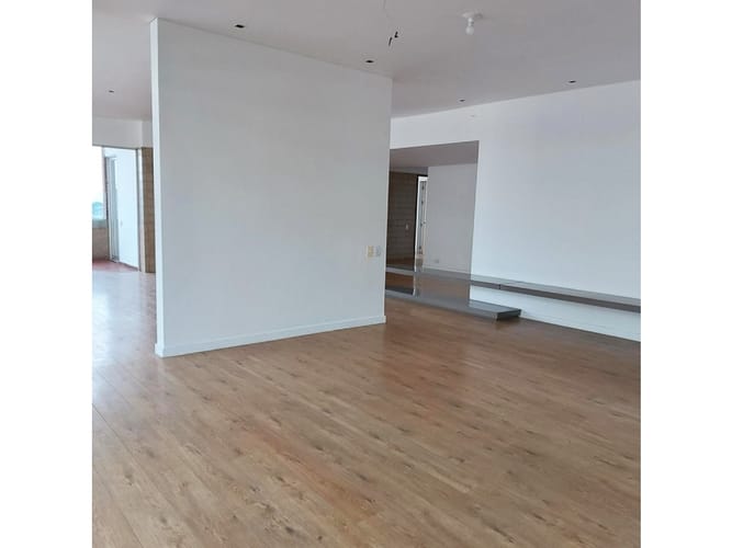 Apartamento de 3 alcobas en venta en Centenario, Cali, 300 m² · foto 17 de 22
