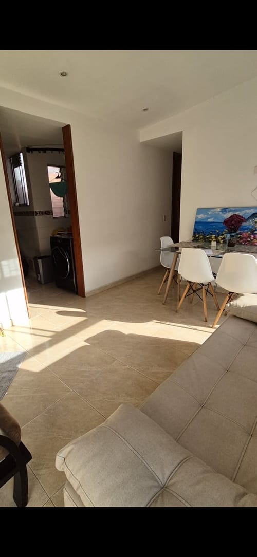 Apartamento de 3 alcobas en venta en El Plan, Bogotá, 53 m² · foto 16 de 18