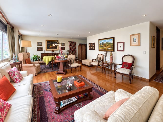 Apartamento de 4 alcobas en venta en Chico Norte, Bogotá, 186 m² · foto 8 de 15