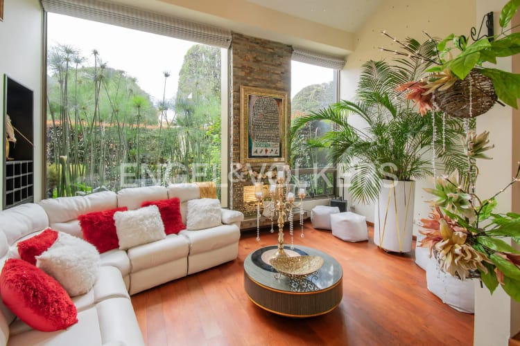 Casa en venta en Guaymaral, Bogotá · foto 2 de 16