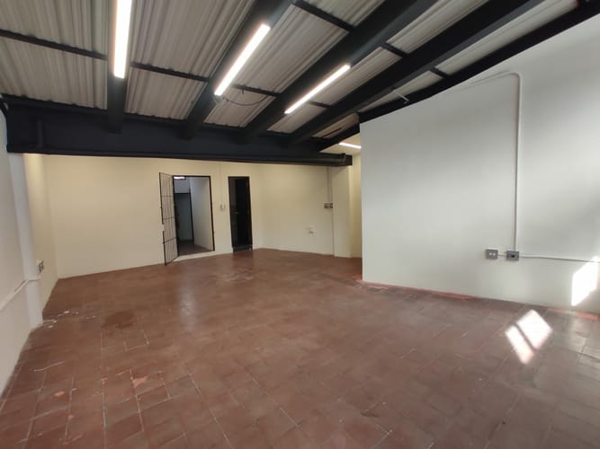 Local en arriendo en Colombia, Medellín, 157 m² · foto 7 de 13