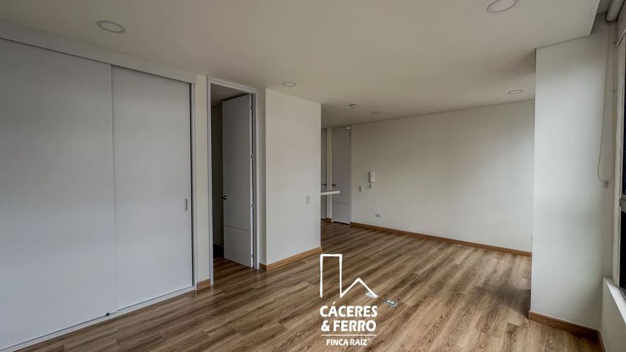 Apartaestudio en venta en Las Nieves, Bogotá, 30 m² · foto 2 de 18