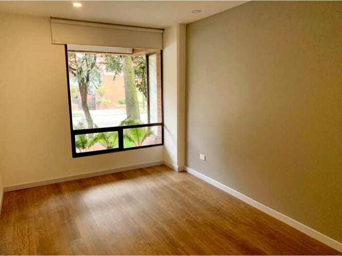 Apartamento de 3 alcobas en venta en Chicó Navarra, Bogotá, 158 m² · foto 9 de 14