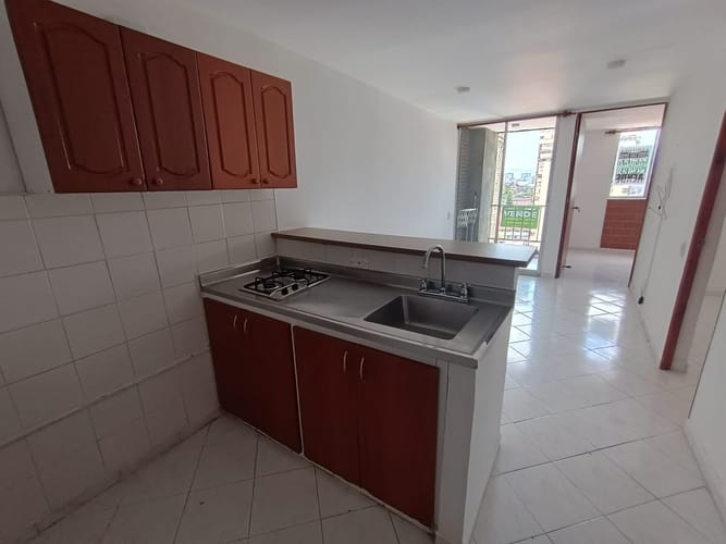 Apartamento de 2 alcobas en arriendo en Bombona, Medellín, 52 m² · foto 5 de 10