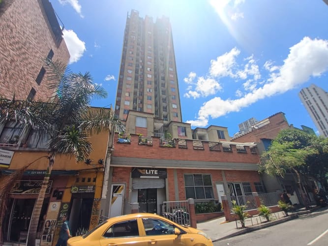 Apartamento de 2 alcobas en arriendo en Bombona, Medellín, 52 m² · foto 8 de 10