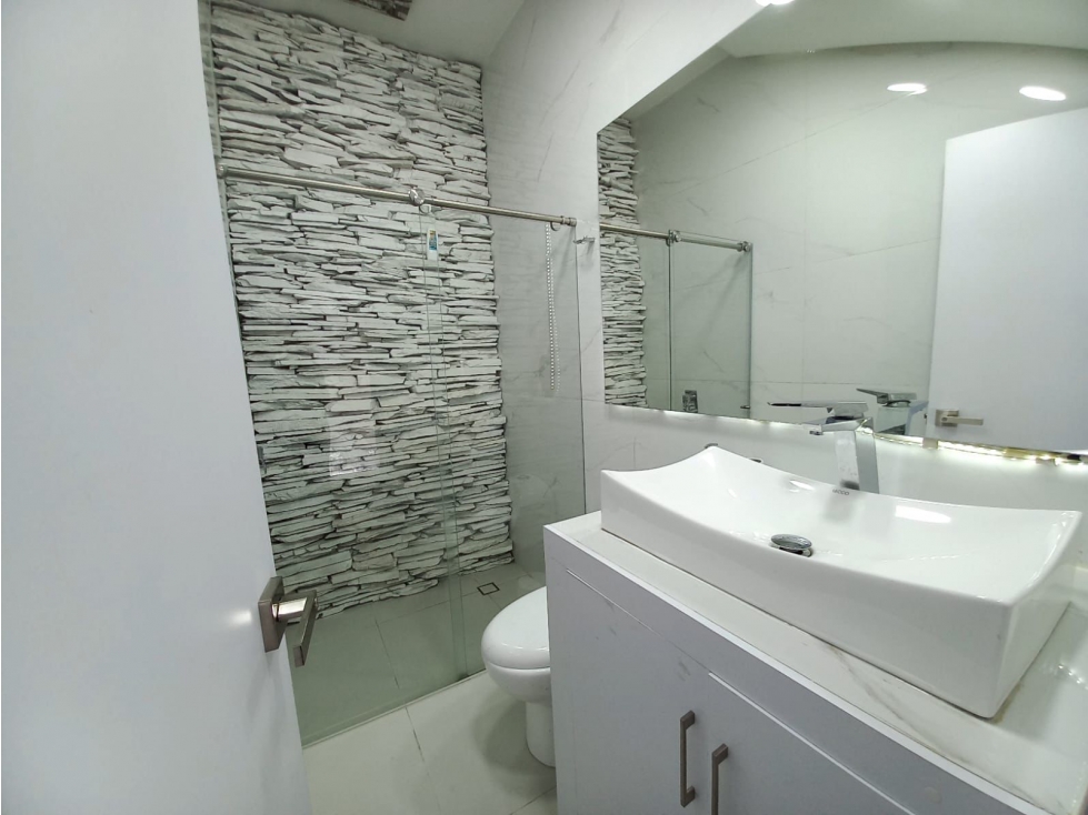 Apartamento en venta en Chico, Bogotá · foto 8 de 24