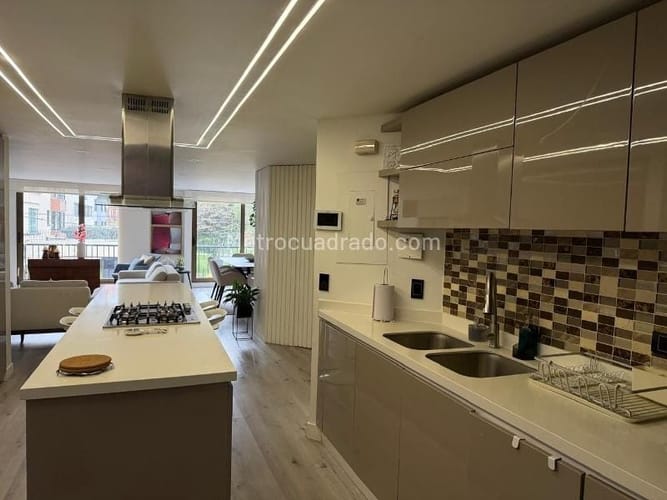 Apartamento de 3 alcobas en venta en Chicó Navarra, Bogotá, 145 m² · foto 6 de 12