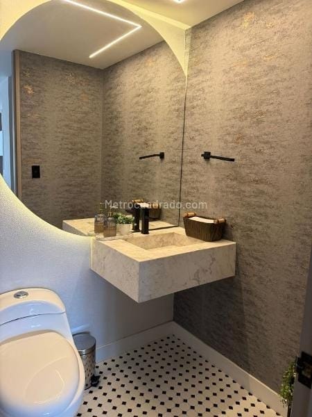 Apartamento de 3 alcobas en venta en Chicó Navarra, Bogotá, 145 m² · foto 11 de 12