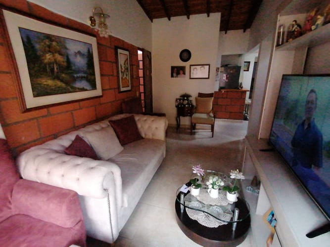 Casa de 4 alcobas en venta en La Ceja, 108 m² · foto 3 de 24