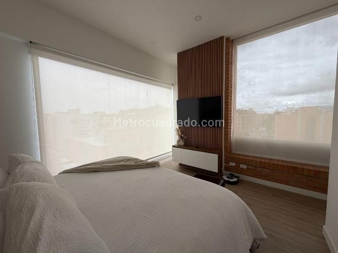 Apartamento de 1 alcoba en venta en San Patricio, Bogotá, 62 m² · foto 9 de 13