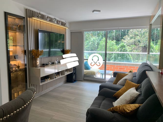 Apartamento de 2 alcobas en venta en Las Lomitas, Sabaneta, 65 m² · foto 2 de 17
