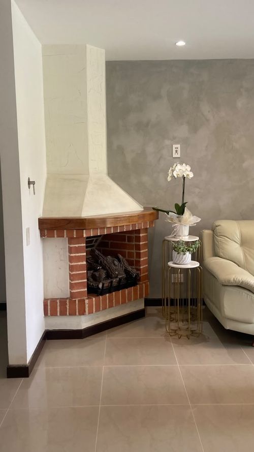 Casa de 3 alcobas en venta en Monte Verdi, Envigado, 249 m² · foto 6 de 24